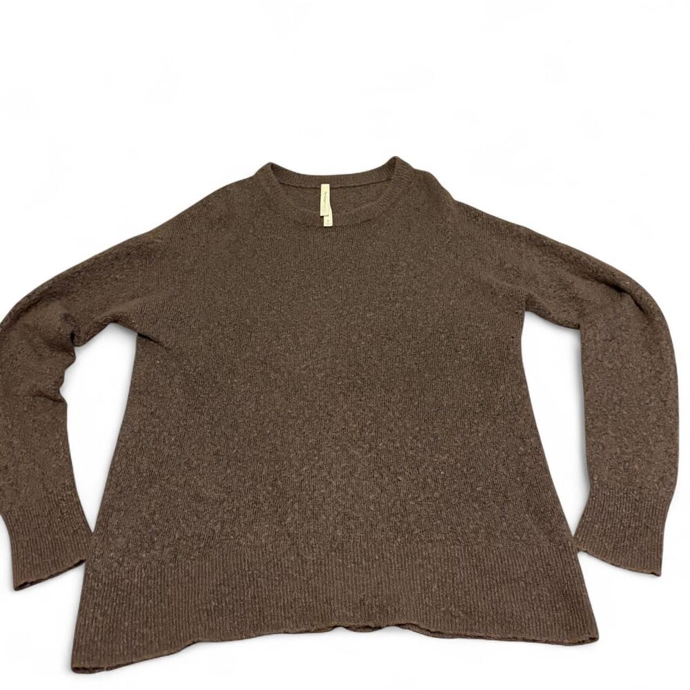 Aritzia Women's Brown cashmere wool blend crewneck sweater